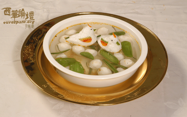 鸳鸯莼菜蟹圆汤
